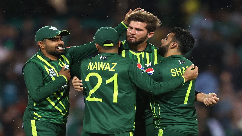साउथ अफ्रीका को 33 रनों से हराकर टॉप 3 में पहुंचा पाकिस्तान, सेमीफाइनल की दौड़ में हुआ शामिल