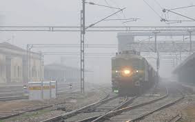 Rail News : उत्तर भारत में कोहरा गिरने से पहले ही रेलवे ने ट्रेनों को रद्द करने लिस्ट जारी की, यह गाडिय़ां तीन माह तक नहीं चलेगी