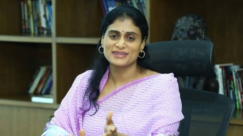 तेलंगाना: बीआरएस के कार्यकर्ताओं के साथ झड़प के बाद वाईएसआरटीपी की नेता शर्मिला रेड्डी गिरफ्तार