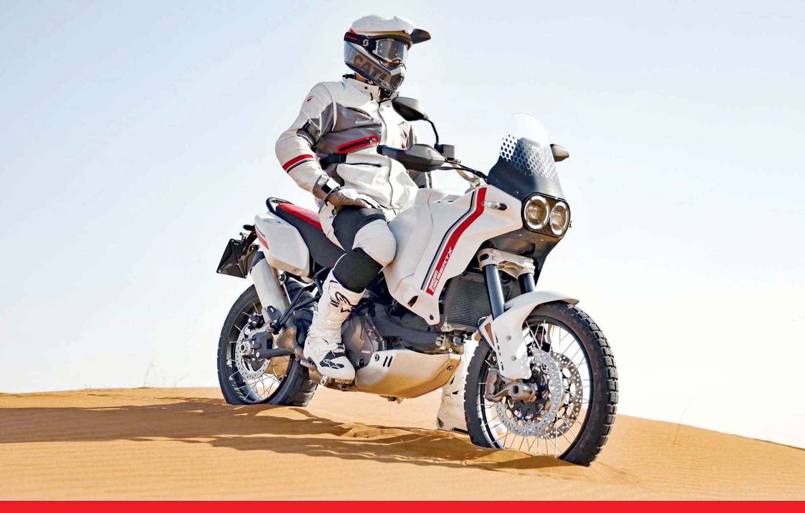 डुकाटी ने डेजर्ट एक्स एडवेंचर मोटरसाइकिल को भारतीय बाजार में किया लॉन्च