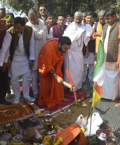 जबलपुर न्यूज : अब नर्मदा परिक्रमा वासियों को भोजन-विश्राम की सुविधा मिलेगी, उत्तम स्वामी महाराज ने किया सेवा सदन का भूमि पूजन