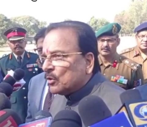जबलपुर आए केन्द्रीय रक्षा एवं पर्यटन राज्यमंत्री ने कहा: एक साल तक देश की 130 करोड़ जनता को घर बैठाकर खिला सकती है मोदी सरकार