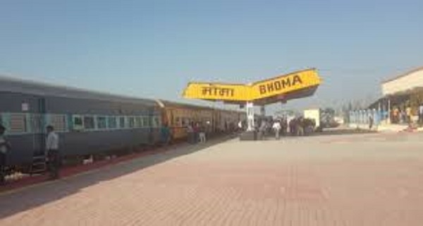Rail News: पहली बार सिवनी-भोमा के बीच इलेक्ट्रिक लाइन पर दौड़ा इंजन, बढ़ेगी ट्रेनों की स्पीड