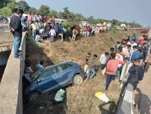 Jabalpur: सिहोरा में हुई सड़क दुर्घटना में दम्पति सहित बेटे की मौत, सीधी से नागपुर इलाज कराने जा रहा था परिवार