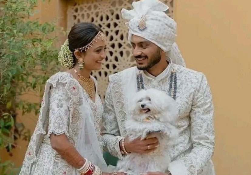 Cricketer अक्षर पटेल, डायटिशियन के साथ शादी के बंधन में बंधे, पत्नी मेहा ने शेयर किया वीडियो