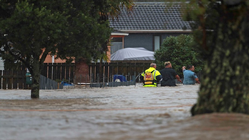न्यूजीलैंड में बारिश ने मचाई भारी तबाही, ऑकलैंड में घोषित किया गया आपातकाल