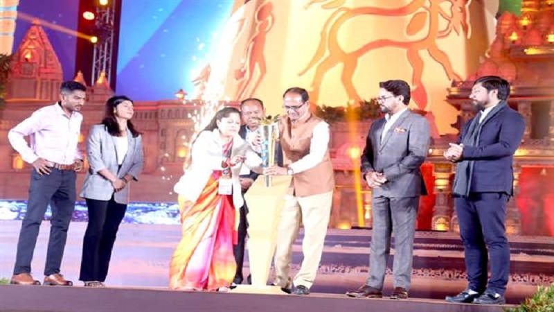 सीएम चौहान का बड़ा ऐलान: खेलो इंडिया यूथ गेम्स में पदक जीतने वाले खिलाड़ी को मिलेंगे पाँच लाख