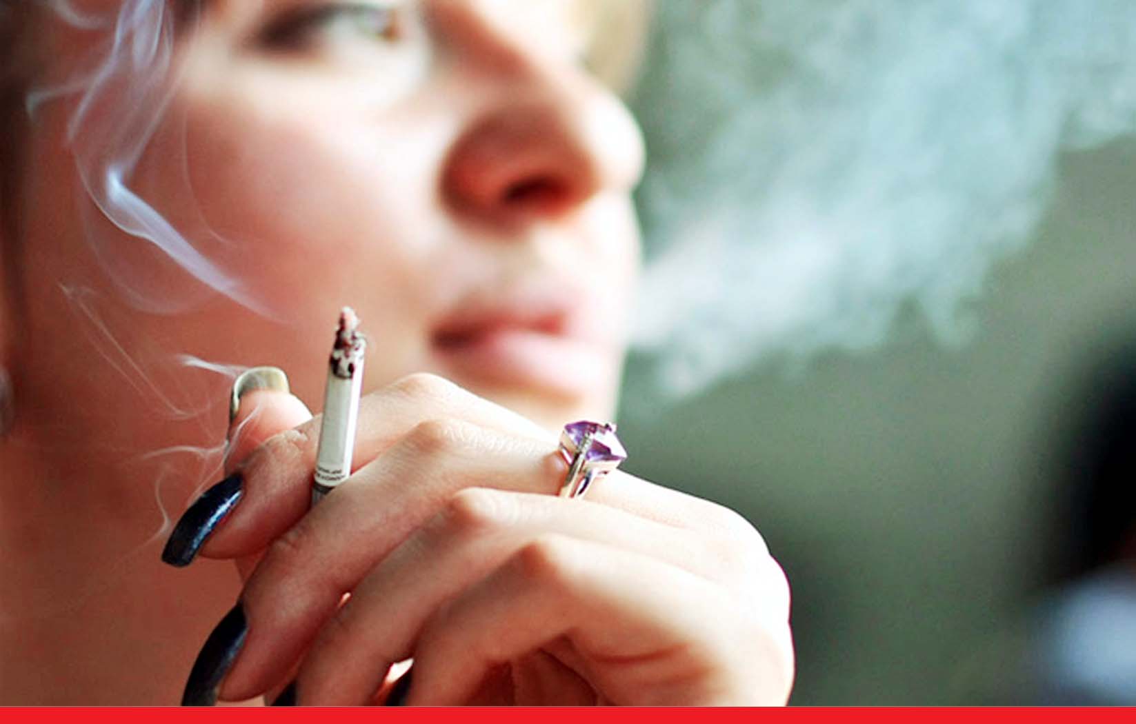 सिगरेट और जंक फूड समेत 5 चीजों से बढ़ता है हार्ट अटैक का खतरा