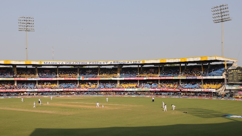 कड़ाके की ठंड के चलते धर्मशाला की बजाए इंदौर में खेला जाएगा भारत-ऑस्ट्रेलिया के बीच तीसरा टेस्ट मैच