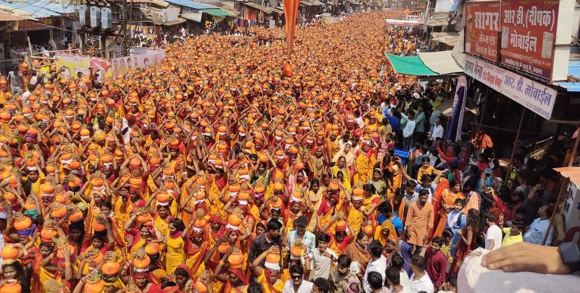 Jabalpur: पनागर में निकली कलश यात्रा में उमड़ा जनसैलाब, 25 मार्च को आएंगे बागेश्वर पीठाधीश्वर पंडित धीरेन्द्र शास्त्री