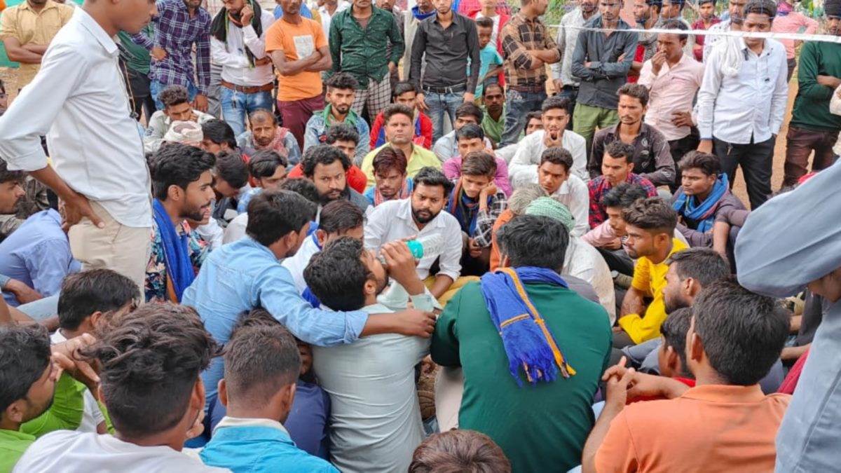 MP News : भीम आर्मी जिलाध्यक्ष की सड़क दुर्घटना में मौत, समर्थकों का थाने में जमकर हंगामा