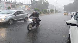 एमपी में वर्षा का सिलसिला जारी, जबलपुर और नर्मदापुरम में ओले गिरने की चेतावनी, अगले कई दिनों तक ऐसा ही रहेगा मौसम