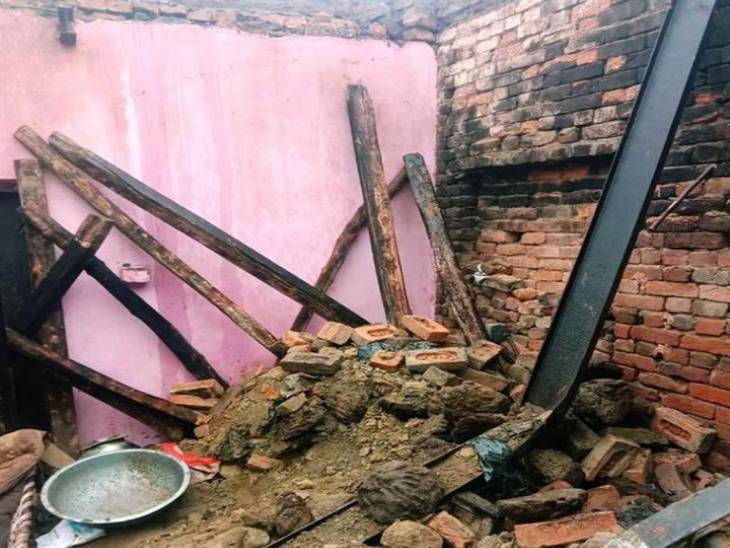 यूपी में आकाशीय बिजली गिरने से 5 की मौत, छत गिरने से पति-पत्नी और 3 बच्चे दबे, 61 जिलों में बारिश का अलर्ट