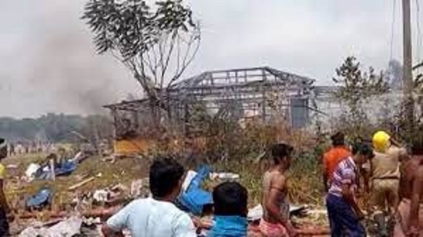 पश्चिम बंगाल में बम बनाने की अवैध फैक्ट्री में जबर्दस्त विस्फोट में 9 लोगों की मौत, कई घायल गंभीर