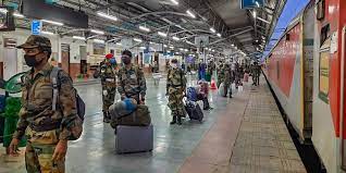 रेलवे से आर्मी ने की मांग- फिर से बहाल करें ट्रेनों में सेना के डिब्बे की सुविधा, सैनिकों को हो रही परेशानी