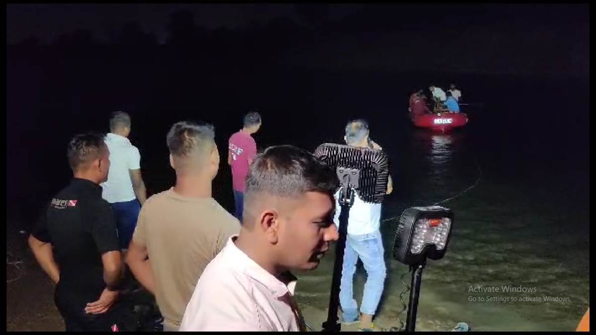 CG News : ब्लू वाटर खदान में नहाने उतरे चार युवकों में तीन की डूबकर मौत, चौथे को बचाया गया