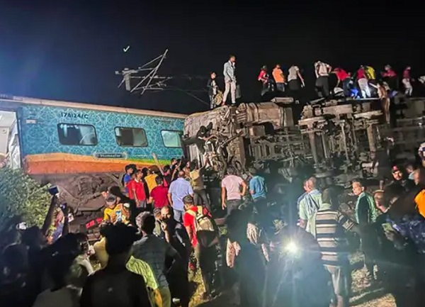 ओडिशा ट्रेन हादसा, सिग्नल इंजीनियर आमिर खान के फरार होने की खबर पर रेलवे बोला- कोई नहीं भागा, हमारा पूरा स्टाफ मौजूद
