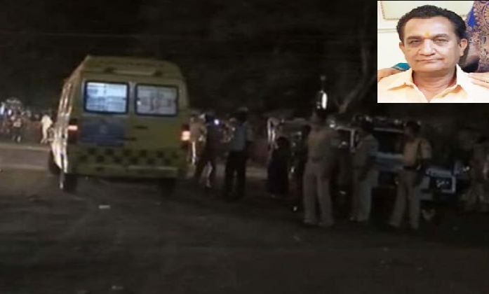 जबलपुर के कांच कारोबारी की दमोह में सड़क दुर्घटना में मौत, पत्नी गंभीर
