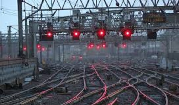Rail News: नॉन इंटरलॉकिंग कार्य के चलते विंध्याचल एक्सप्रेस सहित 4 जोड़ी रेलगाडियां रद्द, गोंडवाना बांदकपुर पर नहीं रुकेगी