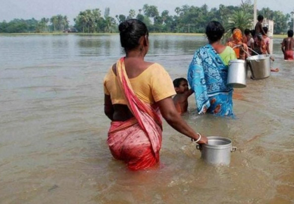 पश्चिम बंगाल के कई जगह बाढ़ के हालात, खाली कराए गए 7 जिले, 3 दिन से हो रही मूसलाधार बारिश