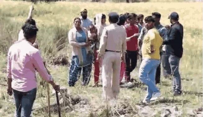 MP: अवैध खनन रोकने पहुंची खनिज टीम पर पथराव, वाहनों में तोडफ़ोड़, मची भगदड़, अफरातफरी