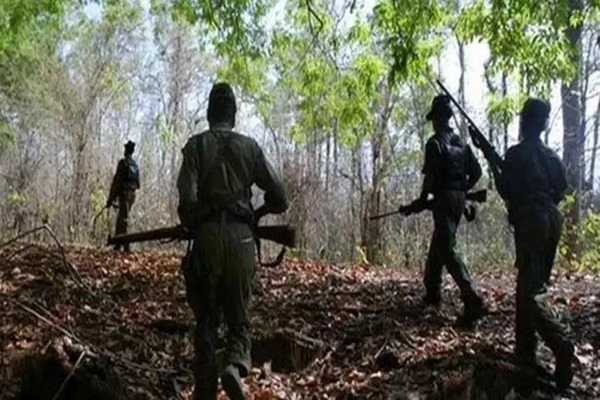 MP : बालाघाट में सुरक्षा बलों के साथ मुठभेड़ में 4 नक्सली ढेर, 7 घायल भारी मात्रा में हथियार बरामद