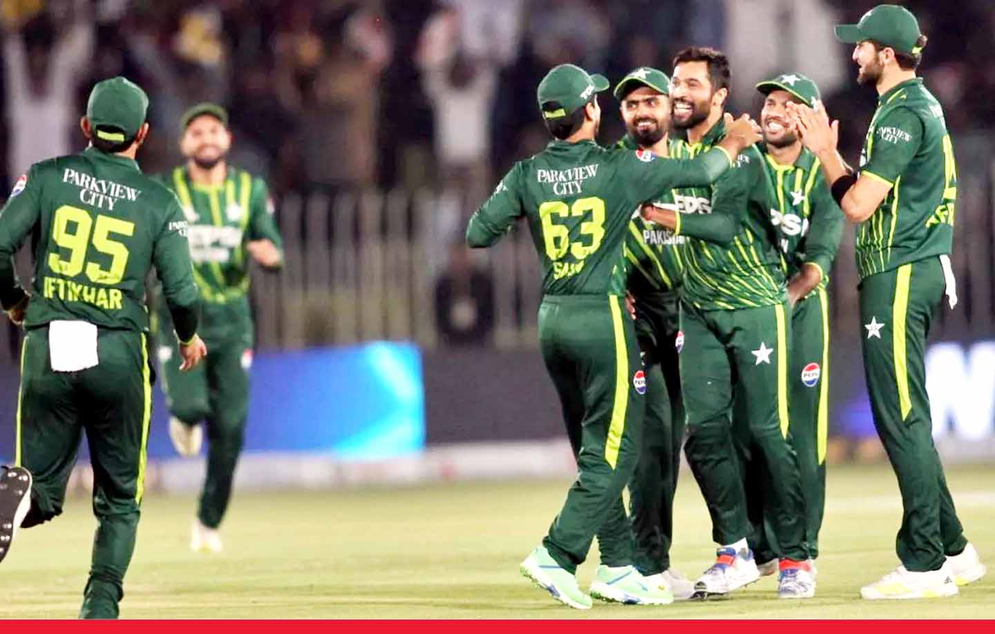 PAK vs NZ: पाकिस्तान ने 13वें ओवर में जीता टी20 मैच, सीरीज में बनाई 1-0 की बढ़त