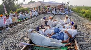 पंजाब में किसान आंदोलन की मार, रेल यात्री हो रहे परेशान, 1 ही दिन में रद्द की 20 ट्रेनें, यहां देखें सूची