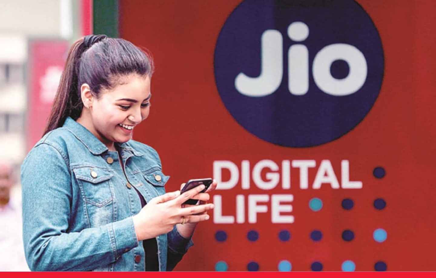 Jio का धमाकेदार प्लान: मात्र इतने रुपये के रिचार्ज में मिल जाएगा 15 OTT का मजा