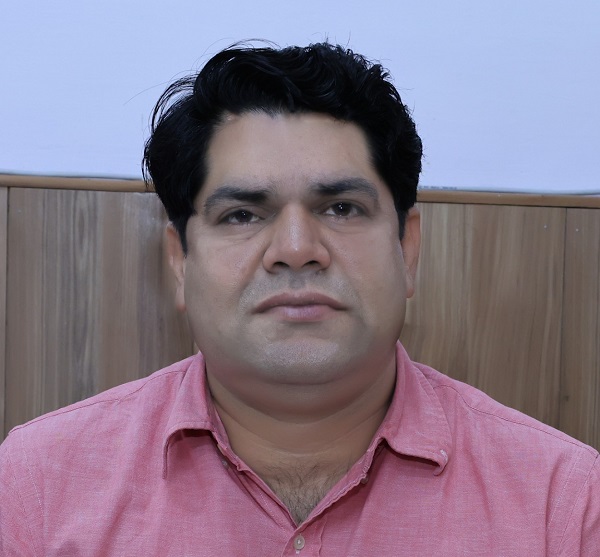 जबलपुर रेल मंडल में सुनील टेलर ने अपर मंडल रेल प्रबंधक का पदभार संभाला