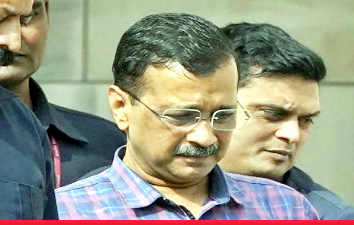 केजरीवाल को झटका: HC ने जमानत पर लगाई रोक, एक दिन पहले ही मिली थी बेल