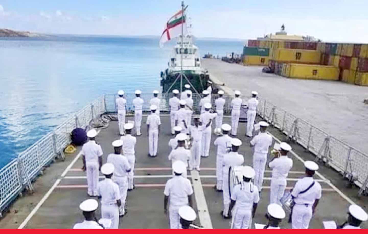 Indian Navy Bharti : नौसेना ने 10वीं-12वीं पास के लिए निकाली बंपर भर्ती