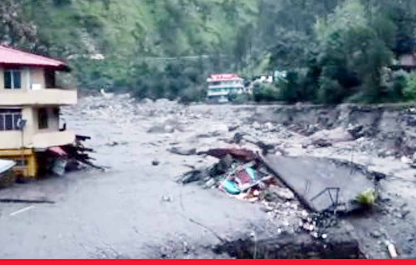 हिमाचल प्रदेश में प्रकृति का कहर जारी, लाहौल-स्पीति में फिर फटा बादल, बाढ़ जैसे हालात