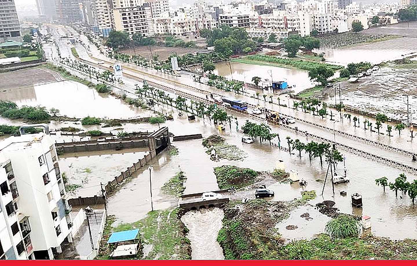 मौसम: अगले दो दिनों तक गुजरात से आंध्र प्रदेश तक मूसलाधार बारिश का रेड अलर्ट