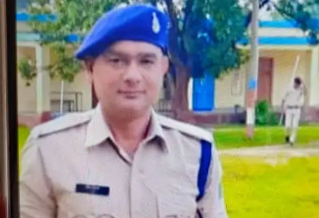 जबलपुर : फर्जी प्रमाण-पत्र मामले में पुलिस आरक्षक पर FIR दर्ज , SAF में भर्ती के लिए दोस्त को दिया था होमगार्ड का अनुभव सार्टिफिकेट