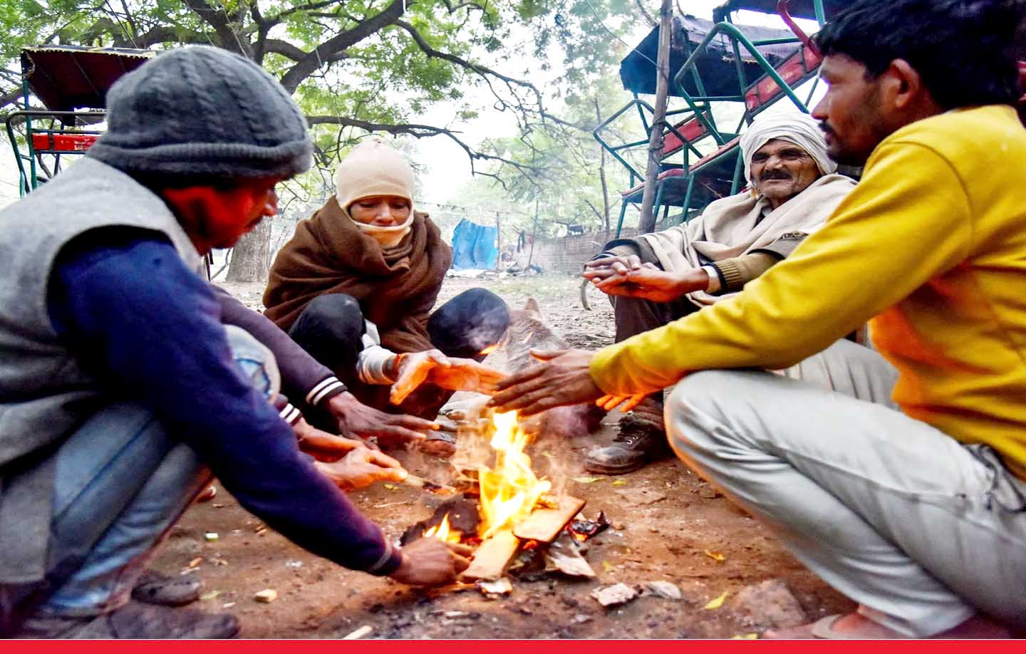 पश्चिमी विक्षोभ का असर: देशभर में बदला मौसम, बढ़ेगी ठंड, कुछ हिस्सों में बारिश का अनुमान