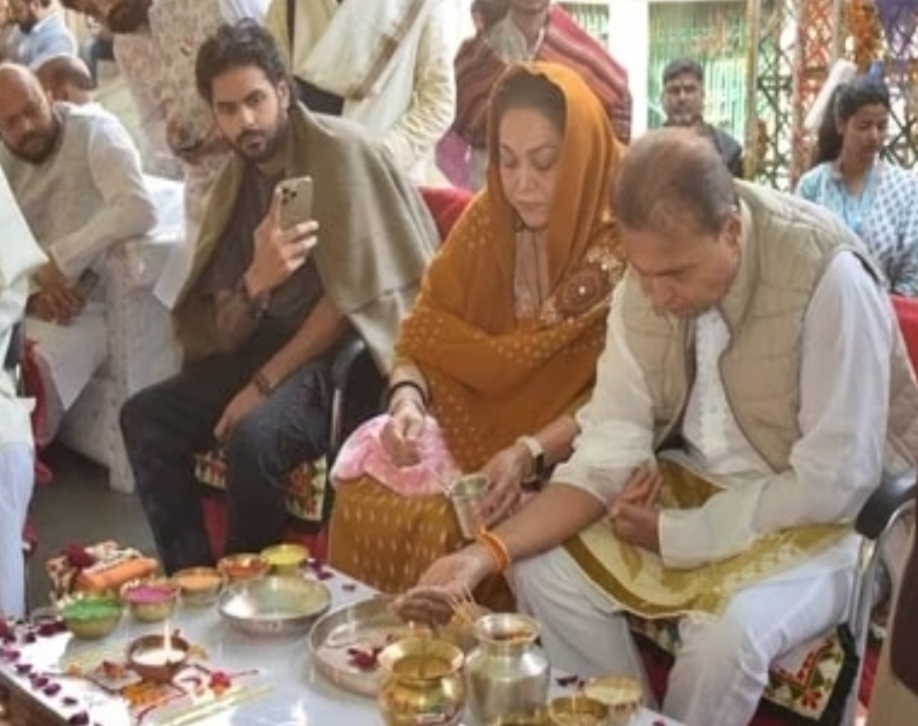 अनिल अंबानी ने गया में किया पिंडदान, पिता धीरूभाई अंबानी के मोक्ष के लिए फल्गु नदी में किया तर्पण