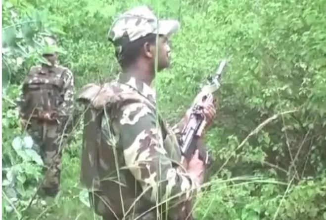 बालाघाट में पुलिस से मुठभेड़ में 3 महिलाओं सहित 4 नक्सली ढेर