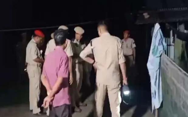 असम: 60 वर्षीय बुजुर्ग ने काटा अपनी पत्नी का सिर