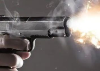 JABALPUR: दुकान के सामने खडे होकर बदमाशों ने किया फायर..!