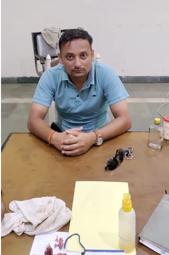 MP : जबलपुर में ओमती थाना का आरक्षक रिश्वत लेते रंगे हाथ पकड़ा गया, लोकायुक्त टीम की दबिश