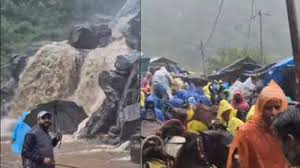 उत्तराखंड- भारी बारिश के बाद केदारनाथ यात्रा रोकी गई, सोनप्रयाग और गौरीकुंड में फंसे यात्री