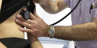 अमेरिका में भारतीय मूल के डॉक्टर पर संगीन आरोप, दवाओं के बदले करता था सेक्स की मांग