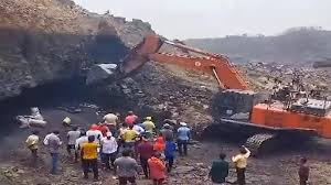 धनबाद- कोयला अवैध खनन के दौरान बड़ा हादसा, चाल धंसने से 10 से ज्यादा मजदूरों के मौत की आशंका