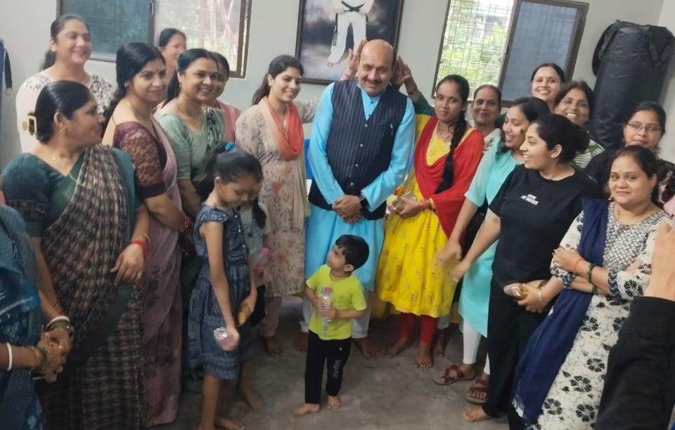 जबलपुर: बिलहरी की ड्रीम होम्स कालोनी में केंट विधायक रोहाणी का भव्य स्वागत