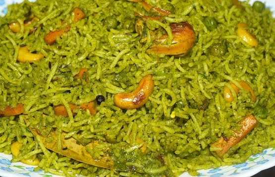 पालक टेरियाकी पुलाव: जब जापान मिले भारत के खेतों से