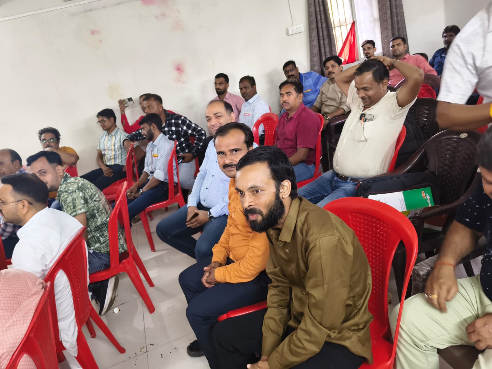 भोपाल में डबलूसीआरईयू की डिवीजनल कांफ्रेंस आयोजित, इन पदाधिकारियों का हुआ चयन