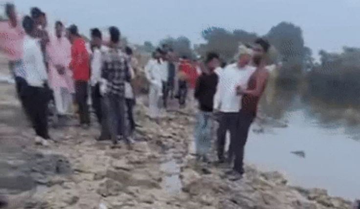 MP : सागर की बेबस नदी में डूबे चार युवक, पिकनिक मनाने पहुंचे थे..!