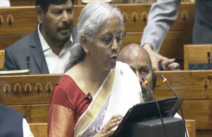 संसद में वित्त मंत्री निर्मला सीतारमण ने नया इनकम टैक्स बिल 2025 किया पेश, कहा- बचत, निवेश को मिलेगा बढ़ावा