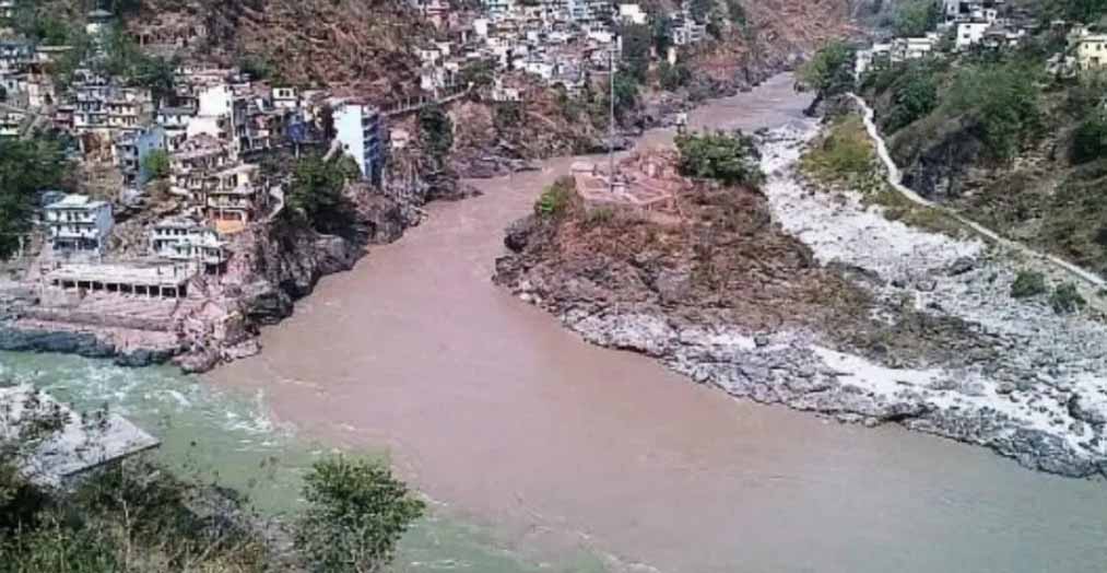 उत्तराखंड में तबाही का खतरा मंडराया, धराली बाढ़ से भागीरथी नदी का बदला मार्ग, इसरो ने दिखाई सैटेलाइट इमेज